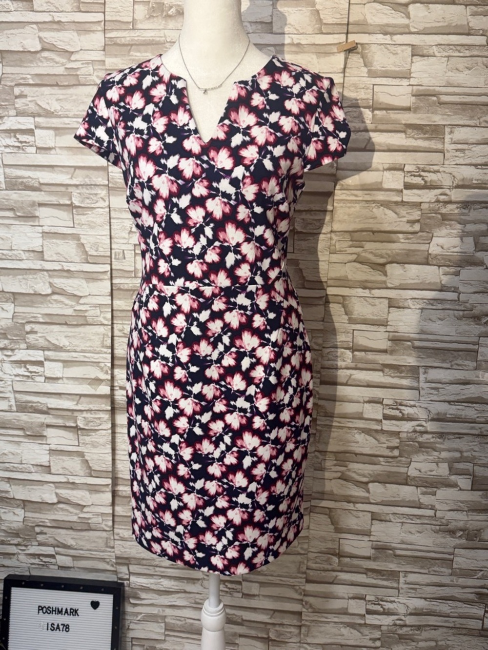BANANA REPUBLIC Floral Sheath Dress